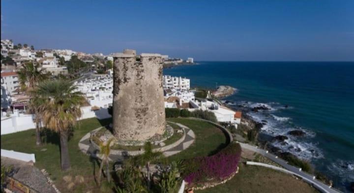Espectacular Apartamento En Primera Linea De Playa Benalmádena Zewnętrze zdjęcie