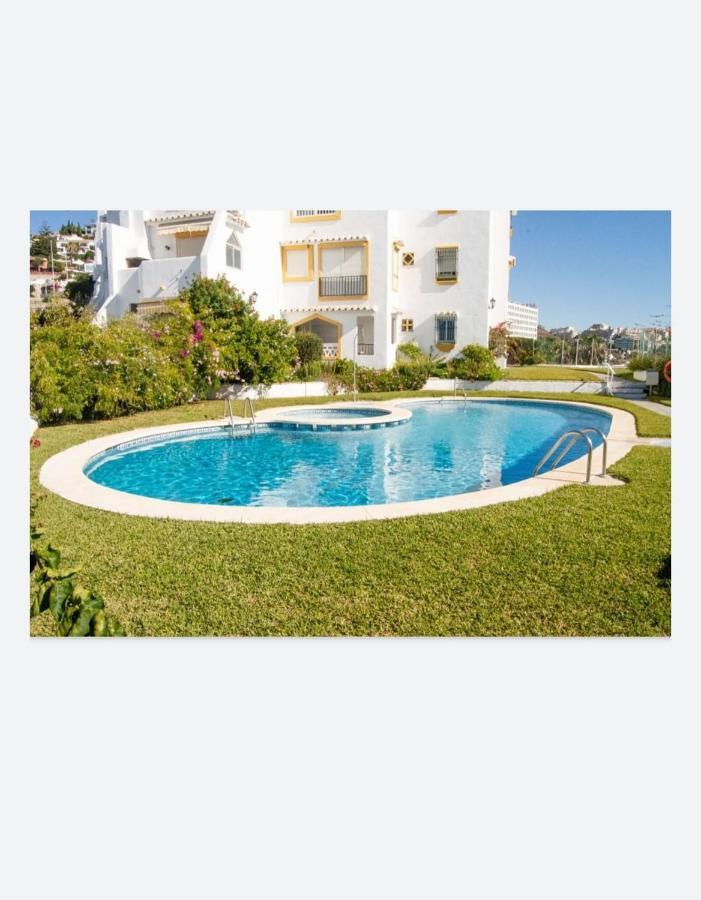 Espectacular Apartamento En Primera Linea De Playa Benalmádena Zewnętrze zdjęcie